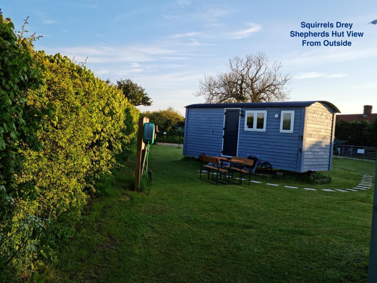 Lanterns Shepherds Huts & Glamping Hotel Happisburgh Exterior photo