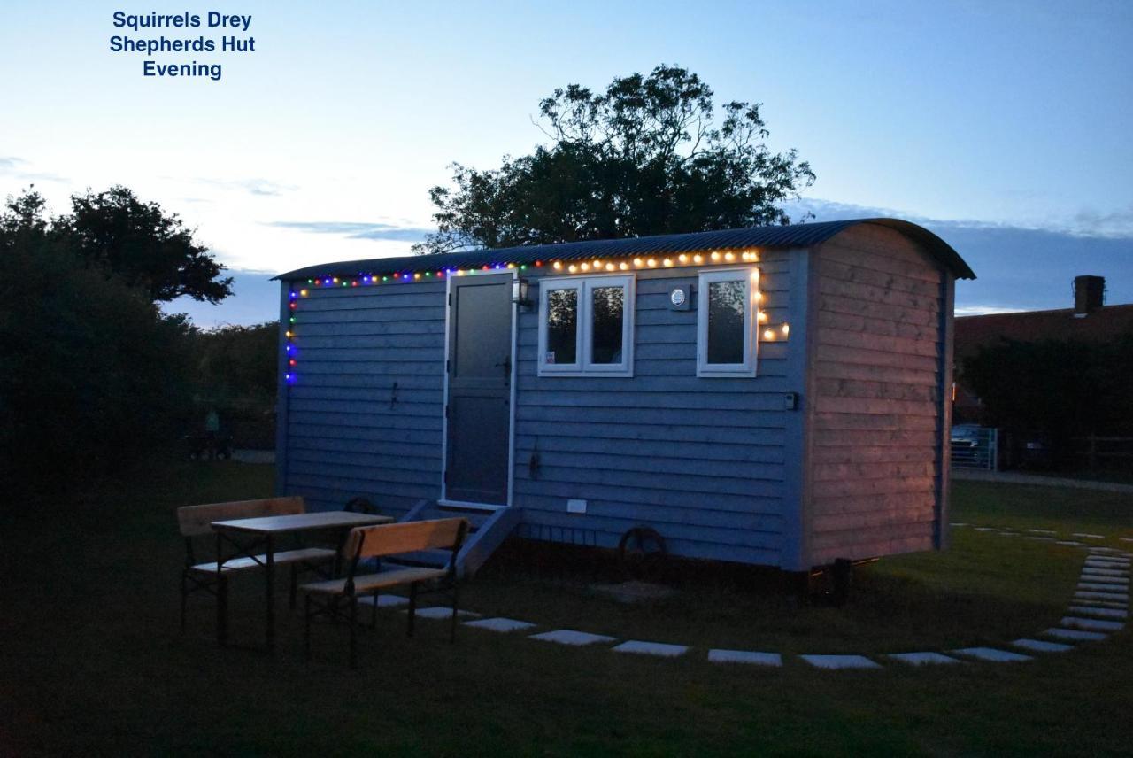 Lanterns Shepherds Huts & Glamping Hotel Happisburgh Exterior photo