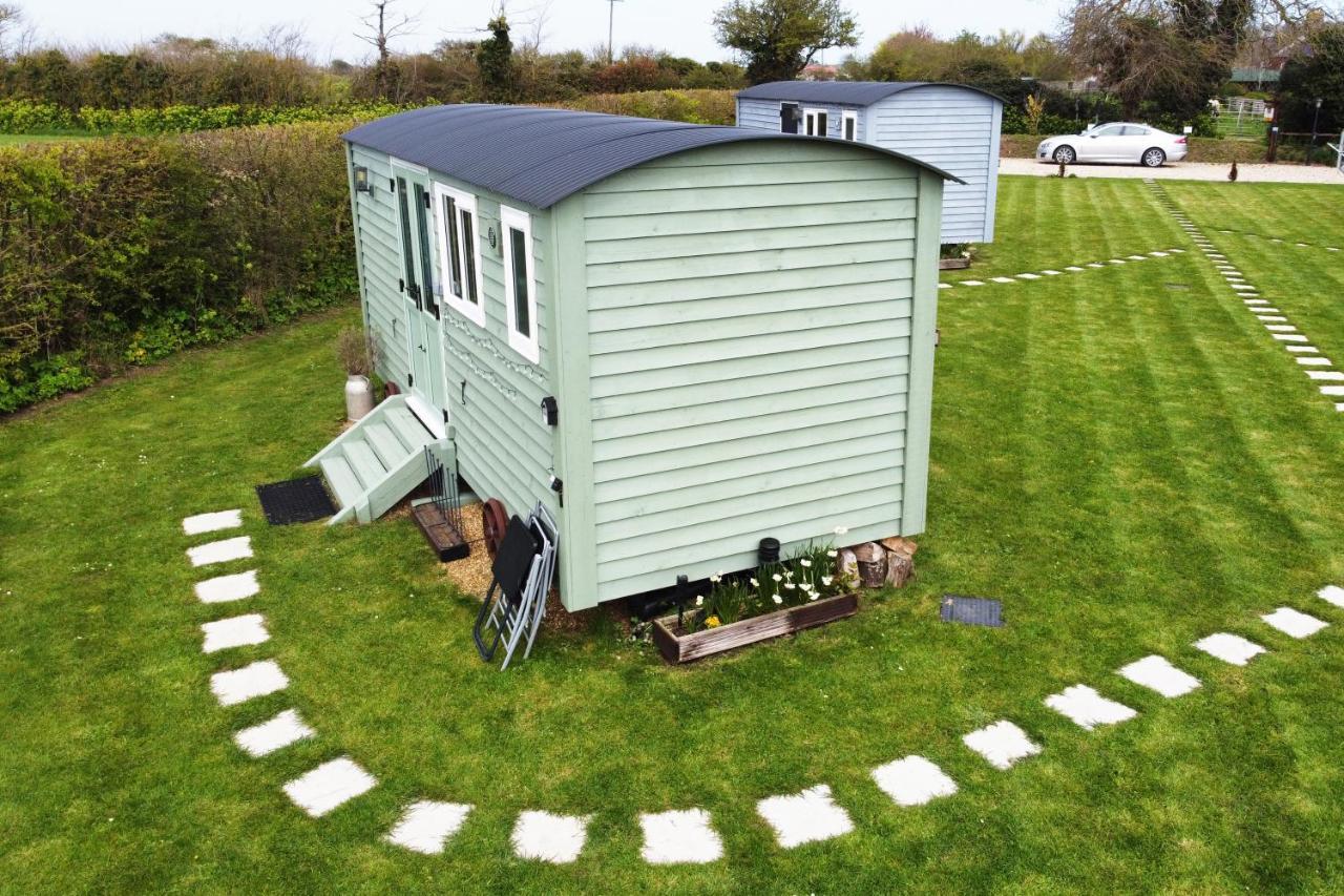 Lanterns Shepherds Huts & Glamping Hotel Happisburgh Exterior photo